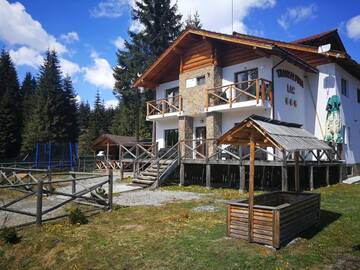 Фото номера Двухместный номер с 1 кроватью Гостевой дом Complex Transalpina Lac г. Войняса 4